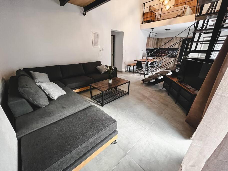 Escala Double Loft 1 & Parking In The City Center Βόλος Εξωτερικό φωτογραφία